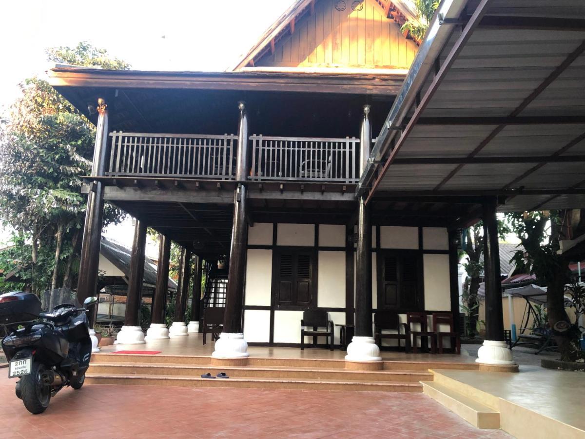 Villa Vieng Sa Vanh Hotel Luang Prabang Exterior photo