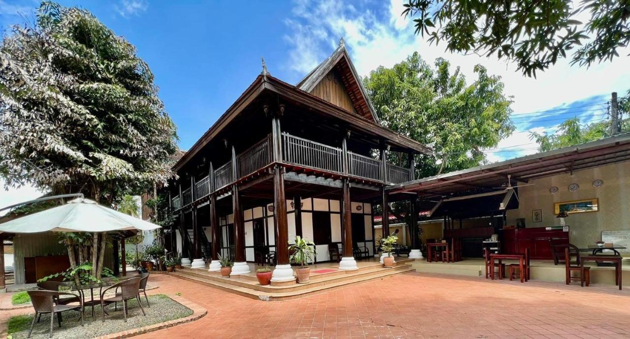 Villa Vieng Sa Vanh Hotel Luang Prabang Exterior photo