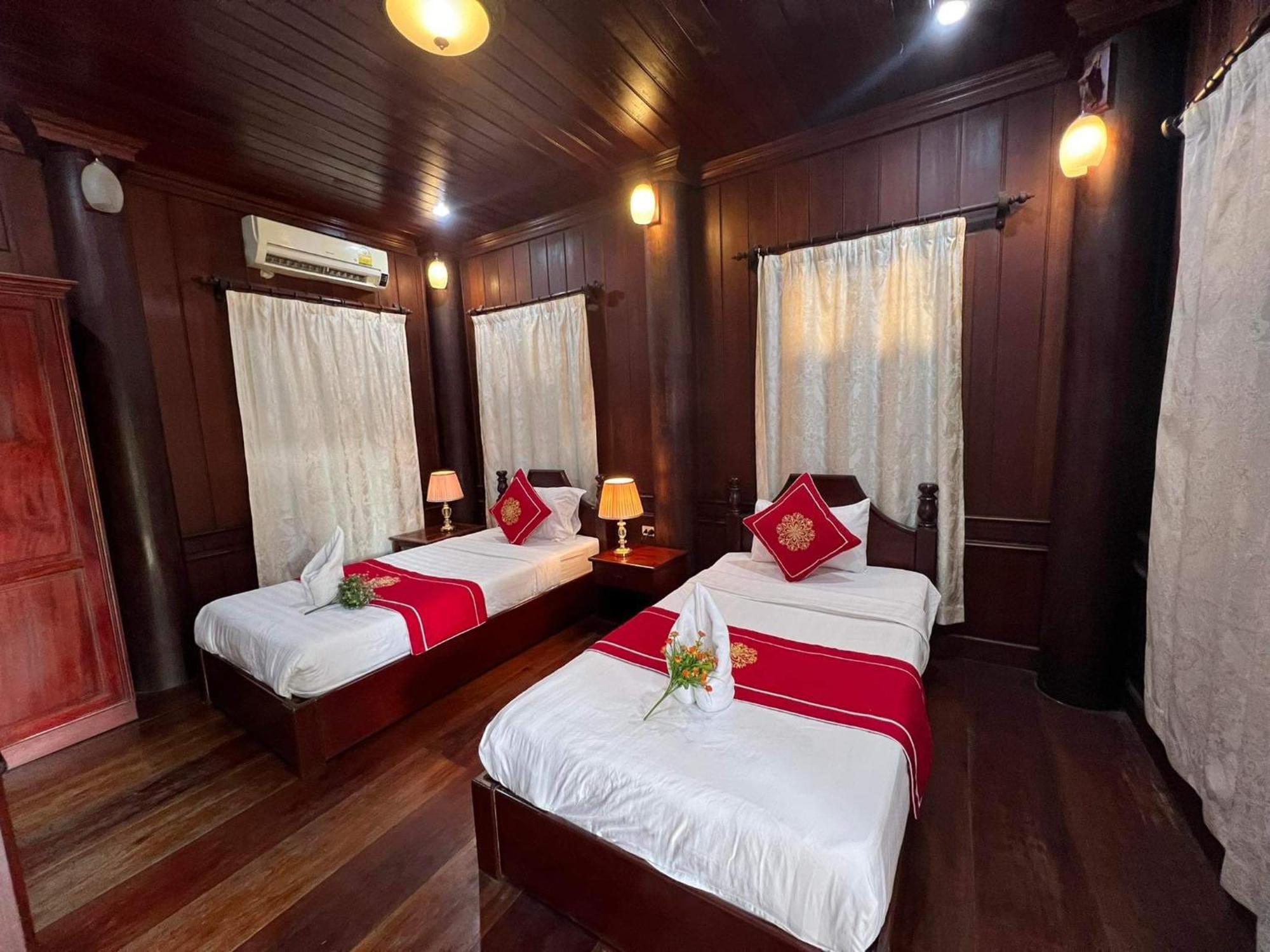 Villa Vieng Sa Vanh Hotel Luang Prabang Exterior photo