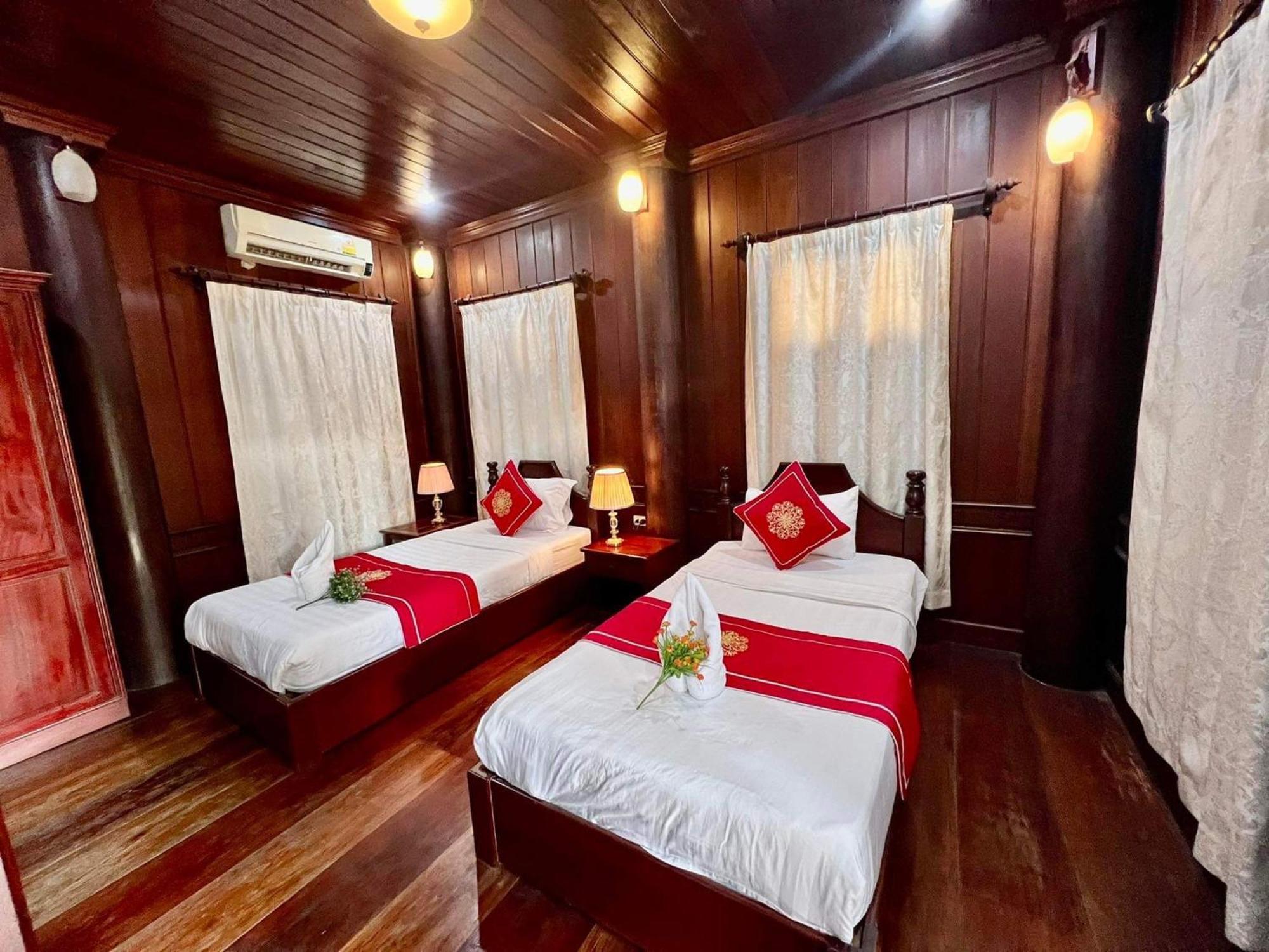 Villa Vieng Sa Vanh Hotel Luang Prabang Exterior photo
